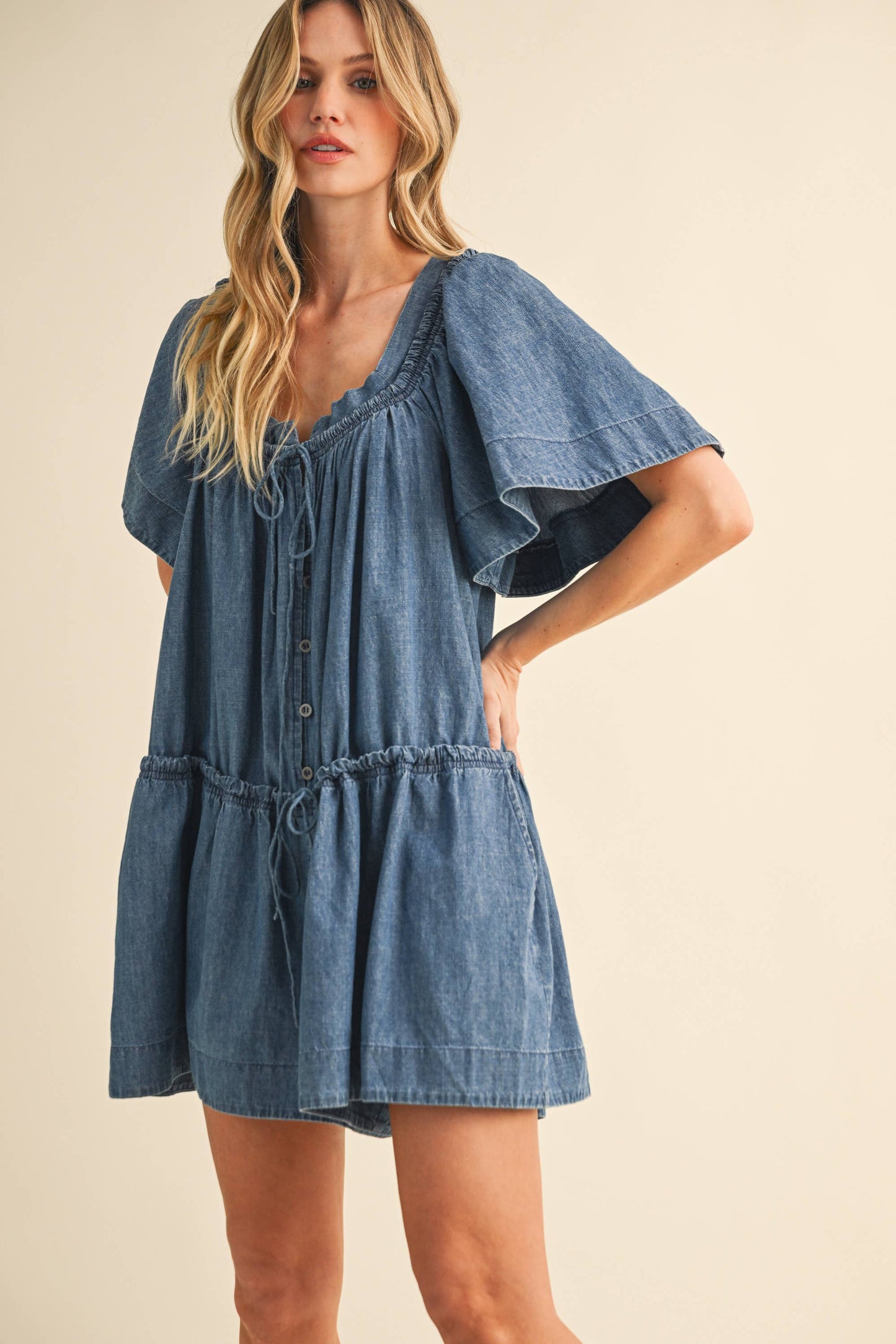 DENIM BUTTERFLY SLEEVE ROMPER: DENIM