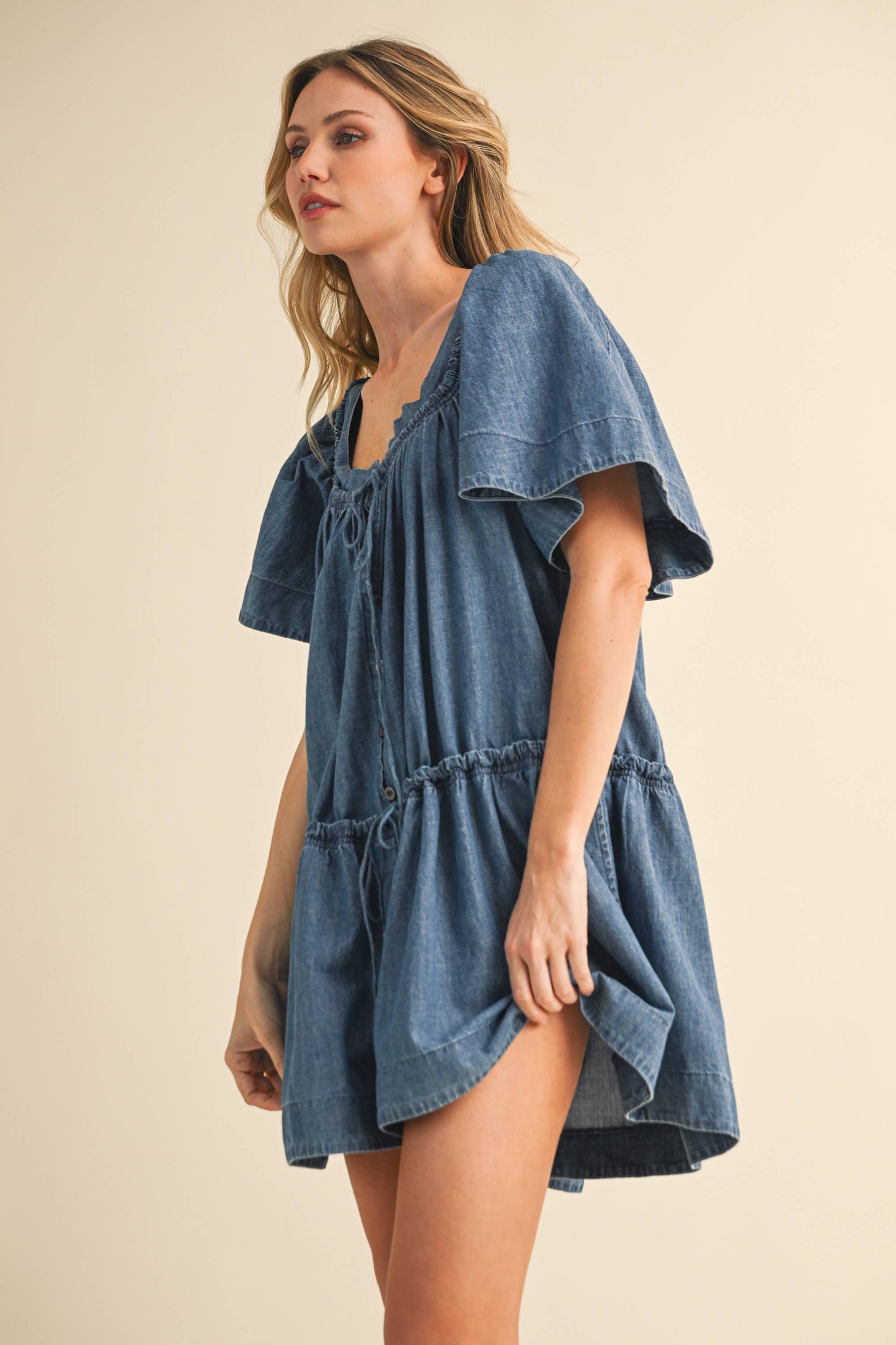 DENIM BUTTERFLY SLEEVE ROMPER: DENIM