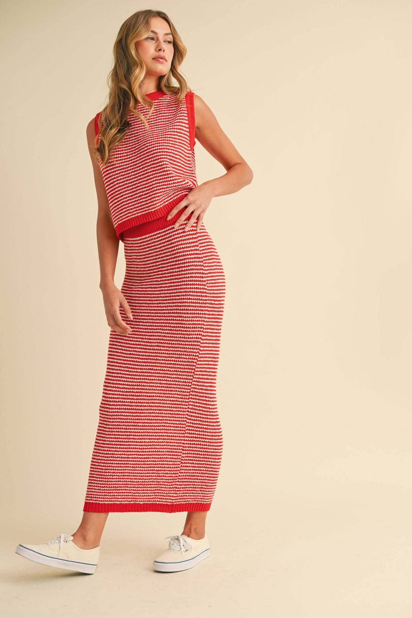 SWEATER SLEEVELESS TOP AND MAXI PENCIL SKIRT SET: TOMATO