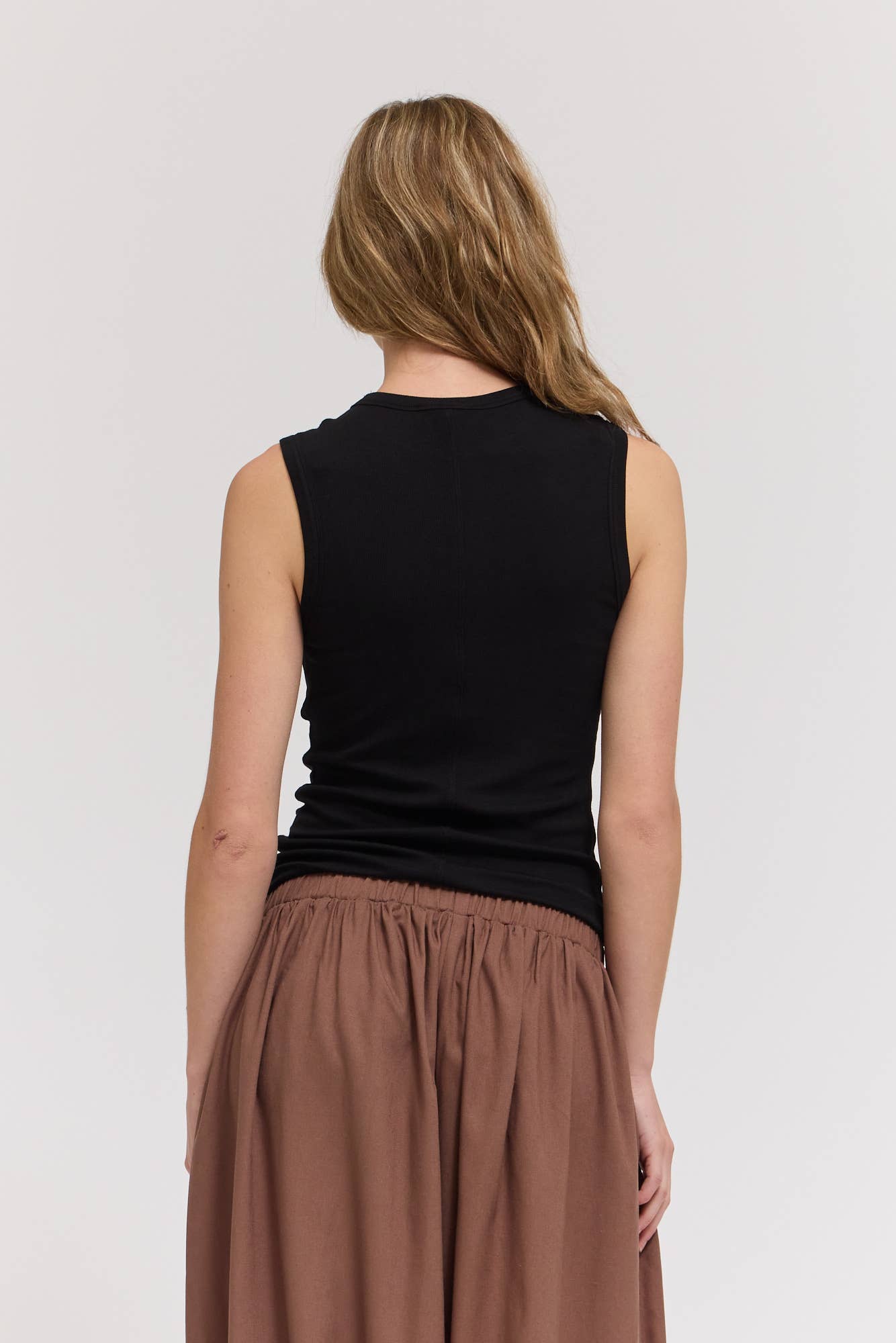 SHEER TANK TOP: Black