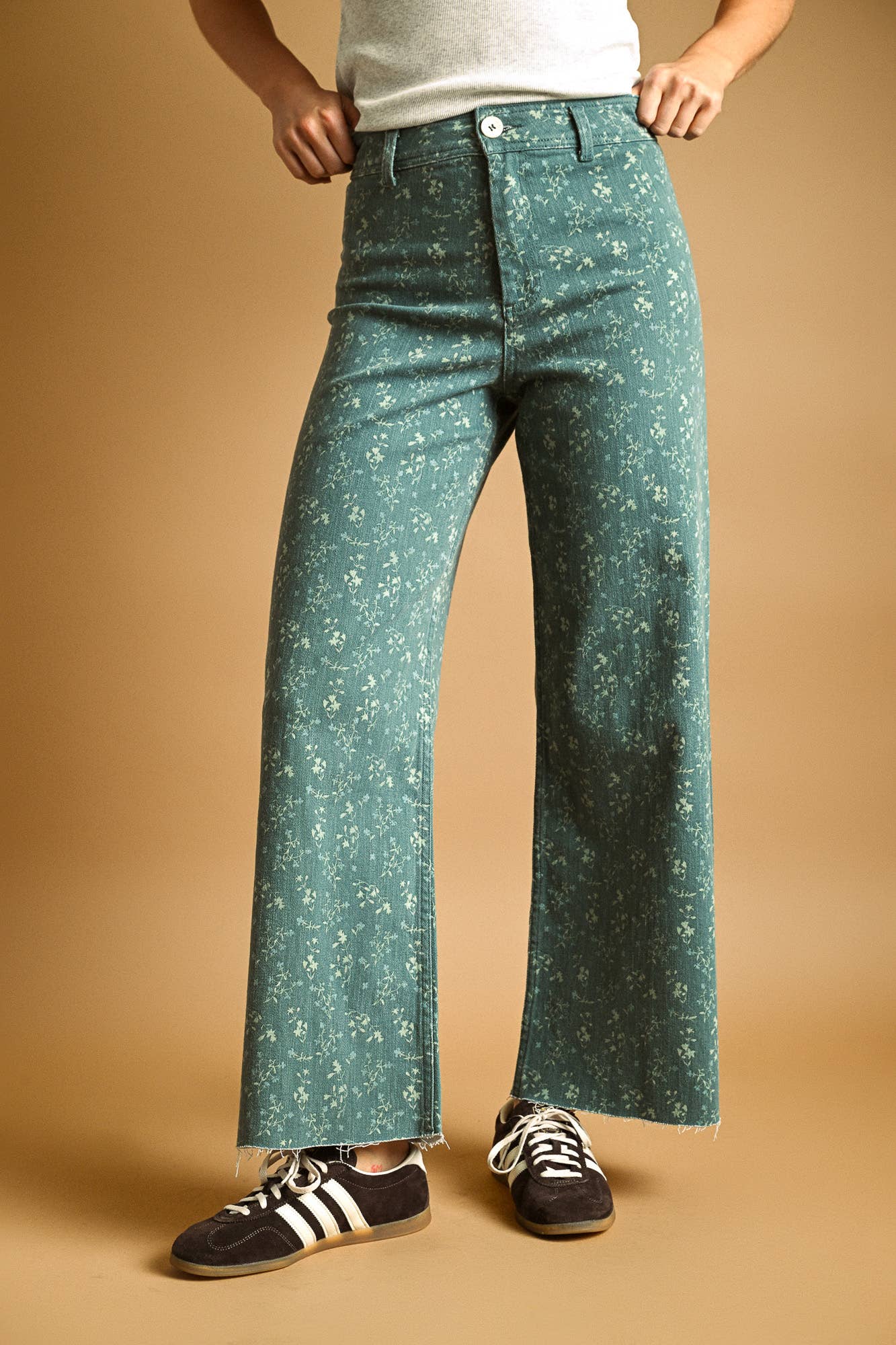 FLORAL PRINT STRETCHED PANTS: DEEP PINE