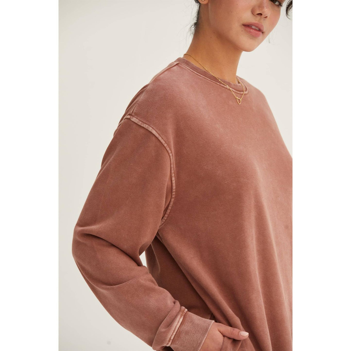 Long Sleeve Oversized Mini Dress: CHESTNUT