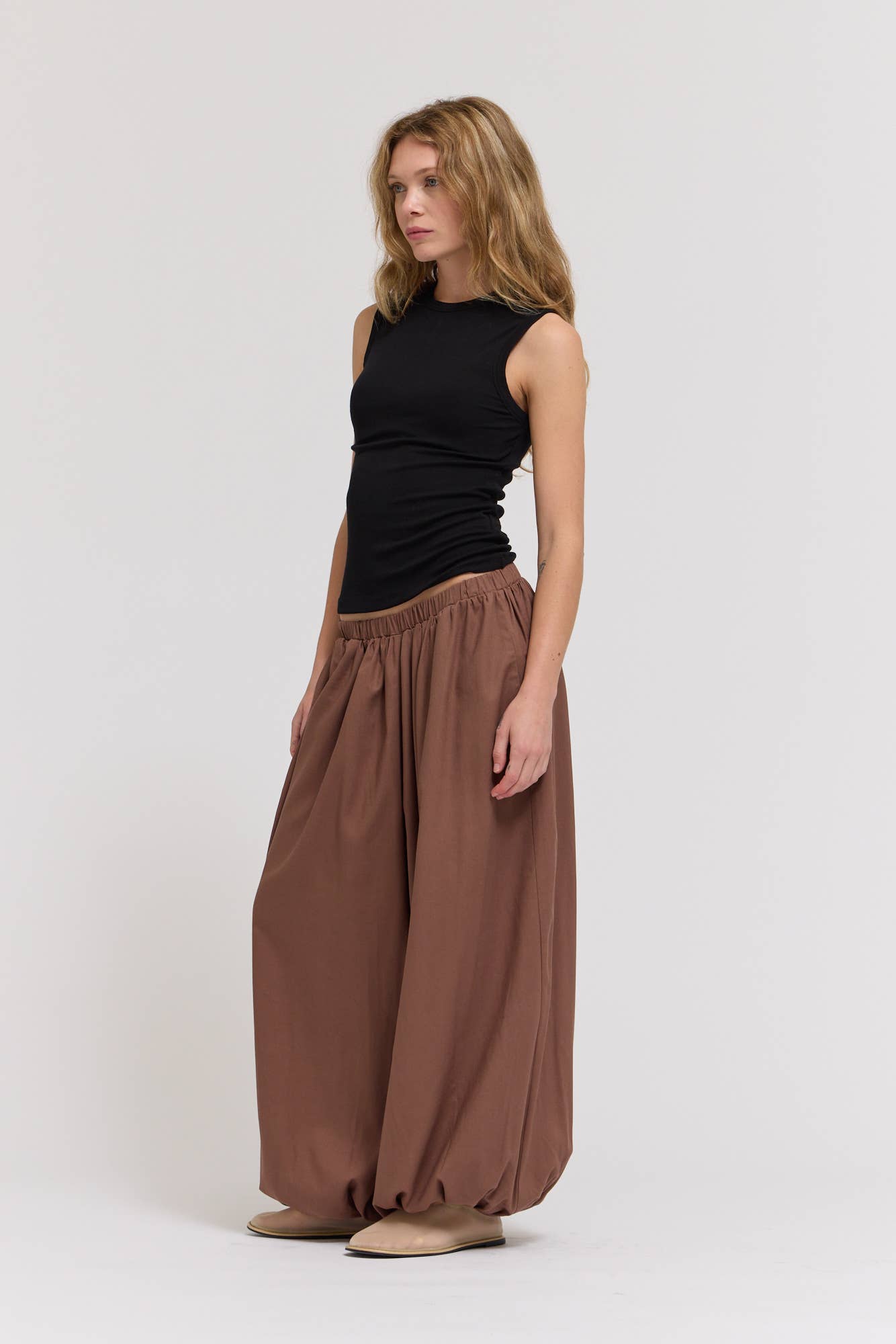 SHEER TANK TOP: Black