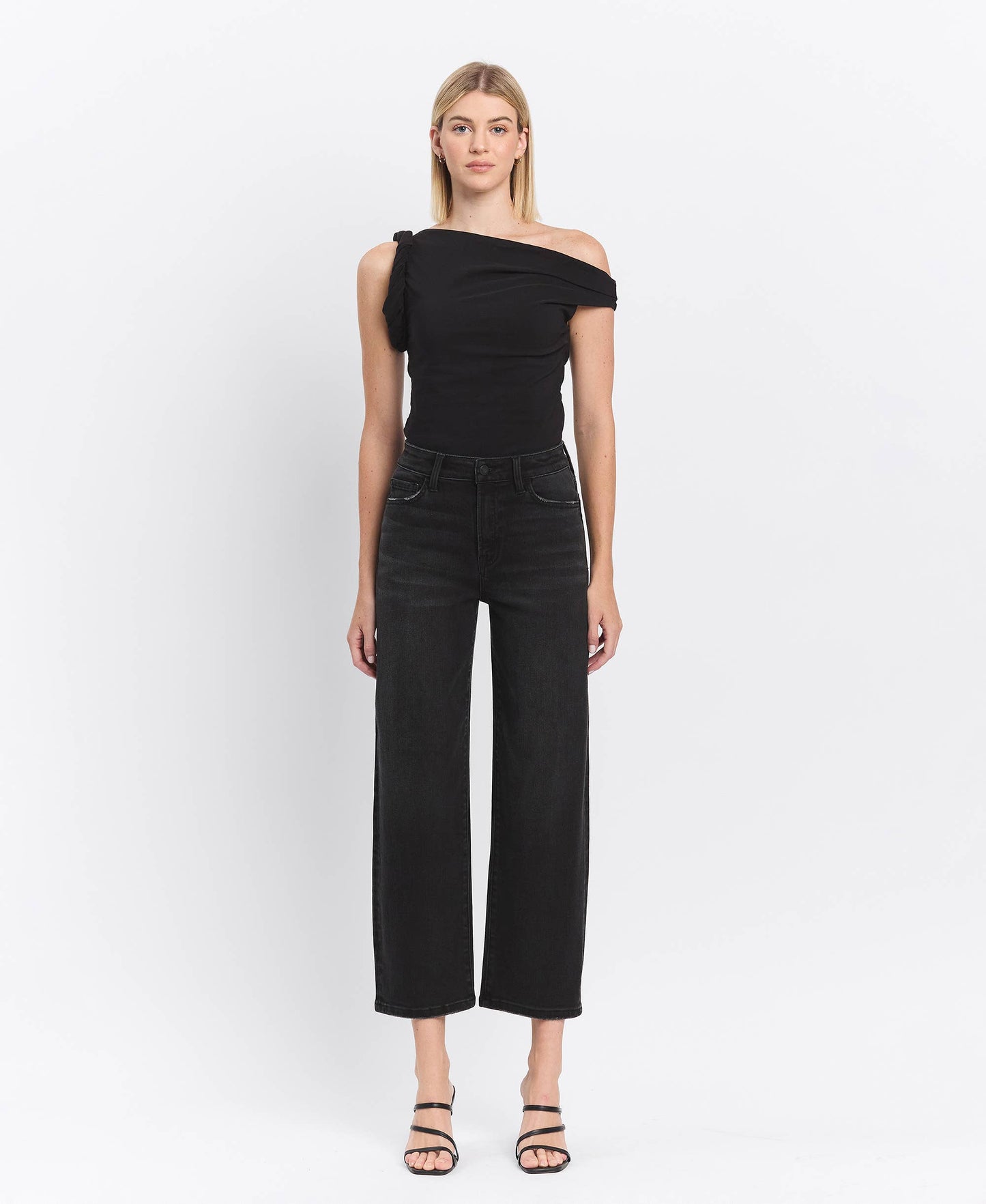 SUPER HIGH RISE WIDE BARREL JEANS: BLACK