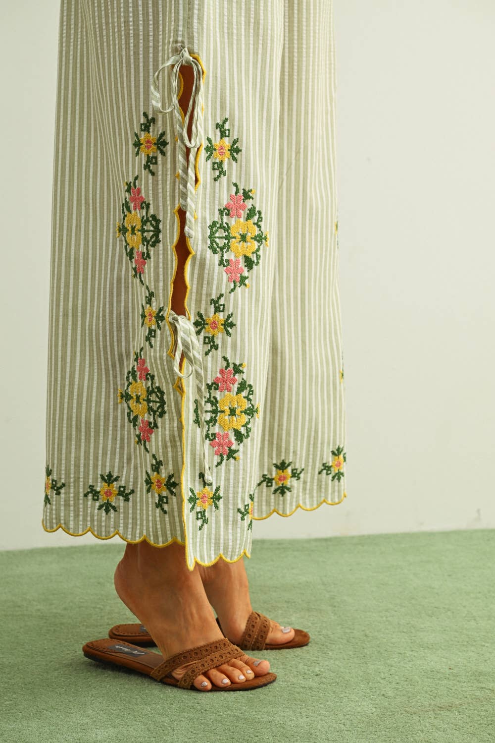 FLORAL EMBROIDERY WITH STRIPED PANTS