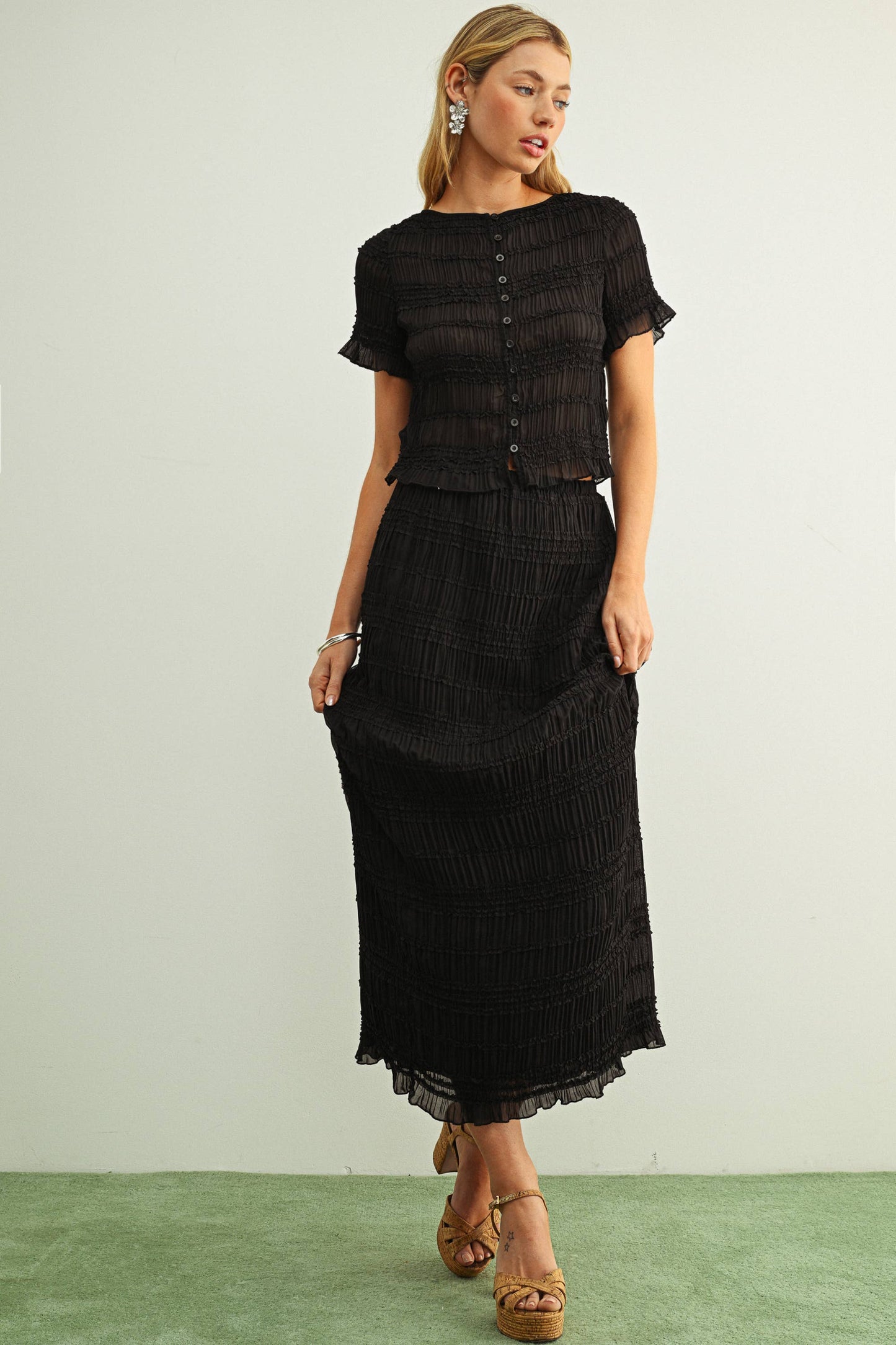 CHIFFON PANEL DETAIL SKIRT: BLACK