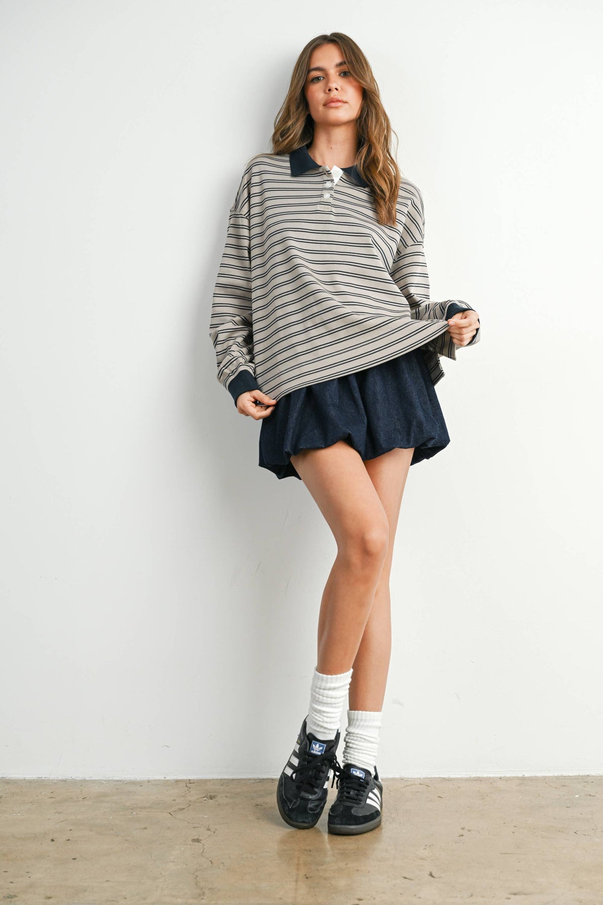 Quarter-Button Striped Collared Long Sleeve Top: TAUPE / NAVY