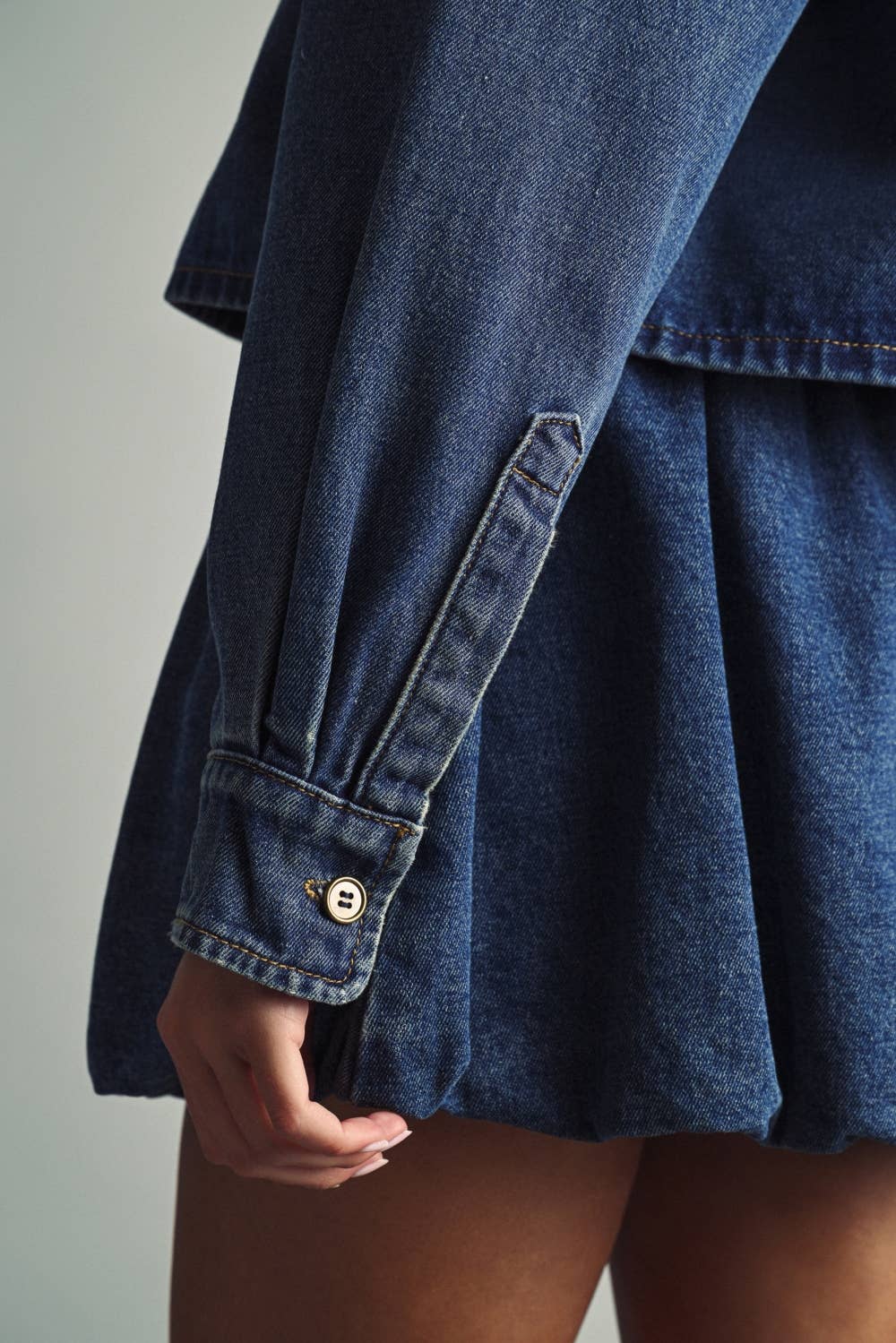 NDIGO DENIM BUTTON FRONT CROP SHIRTS: DENIM