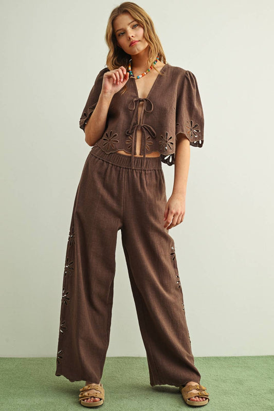 EMBORIDERED ON THE SIDE PANTS: BROWN