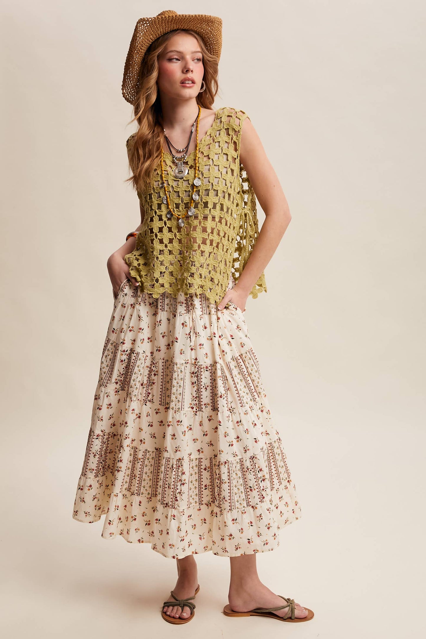 Flower Crochet Sleeveless Tank: Light Green