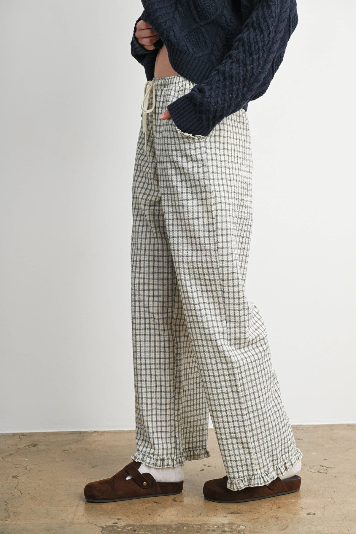 Gingham Drawstring Wide Leg Pants: IVORY