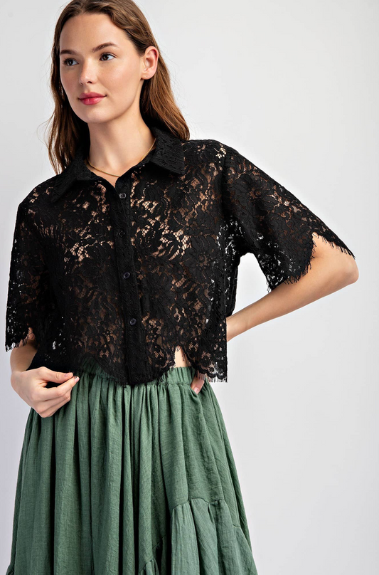 SCALLOP LACE CROP SHIRT: Black