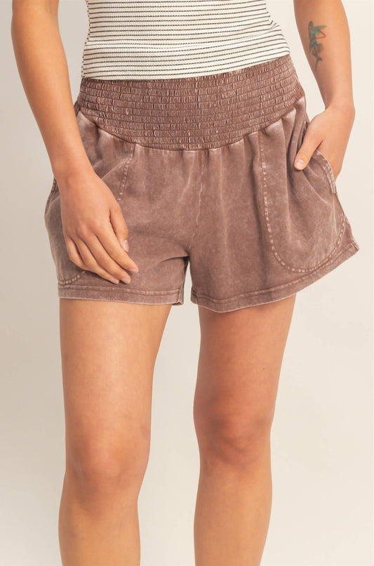 Smocked Waist Mineral Wash Shorts: CHOCOLATE