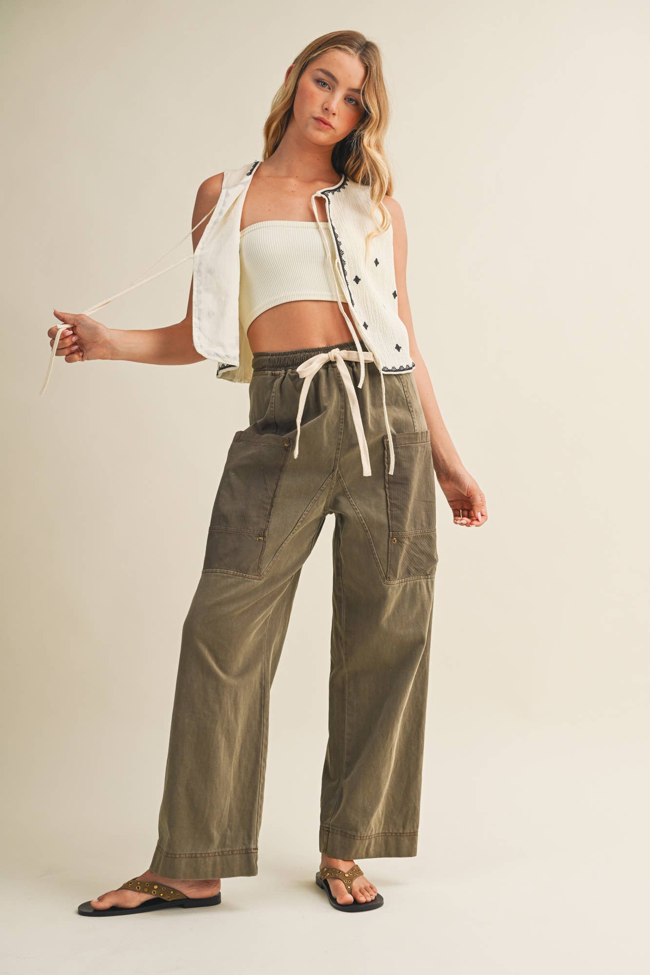 Drawstring Waist Wide Leg Utility Trouser: BURNT MOSS
