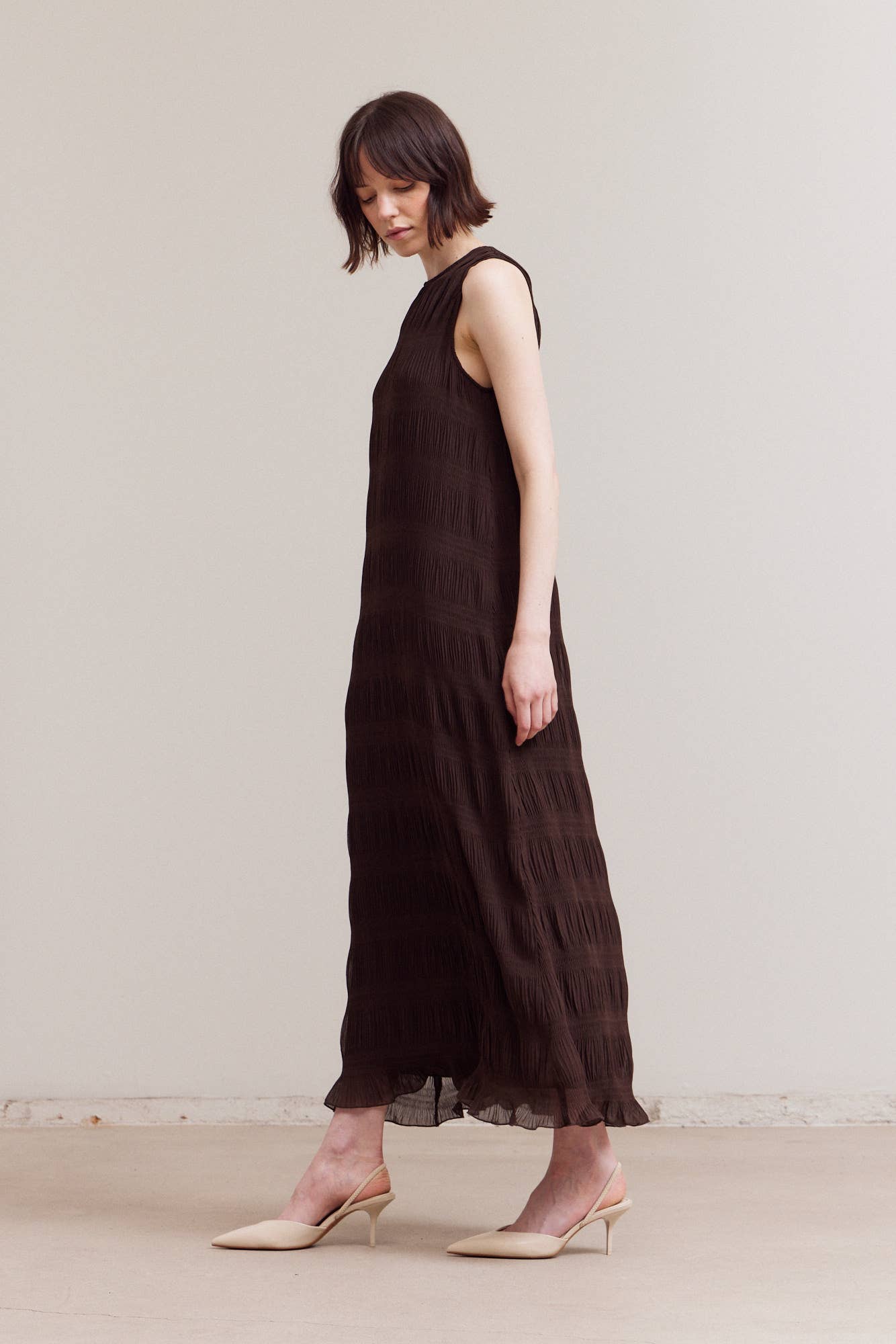 PRE ORDER- ships 11/15 PLEATED CHIFFON DRESS: CHOCOLATE