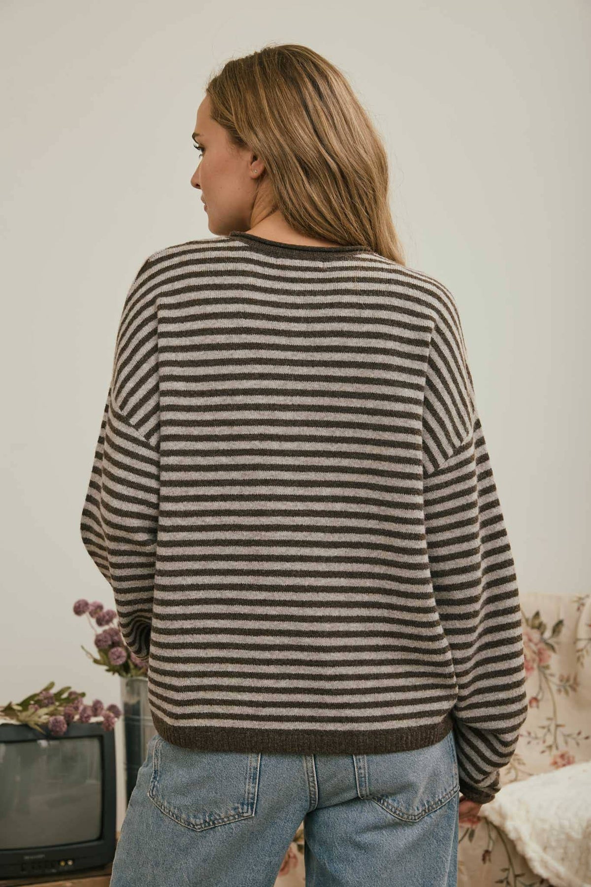 BUTTON HENLEY STRIPE LONG SLEEVE DROP SHOULDER SWEATER : DEEP BROWN