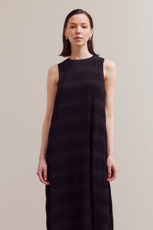 PRE ORDER- ships 11/15 PLEATED CHIFFON DRESS: CHOCOLATE