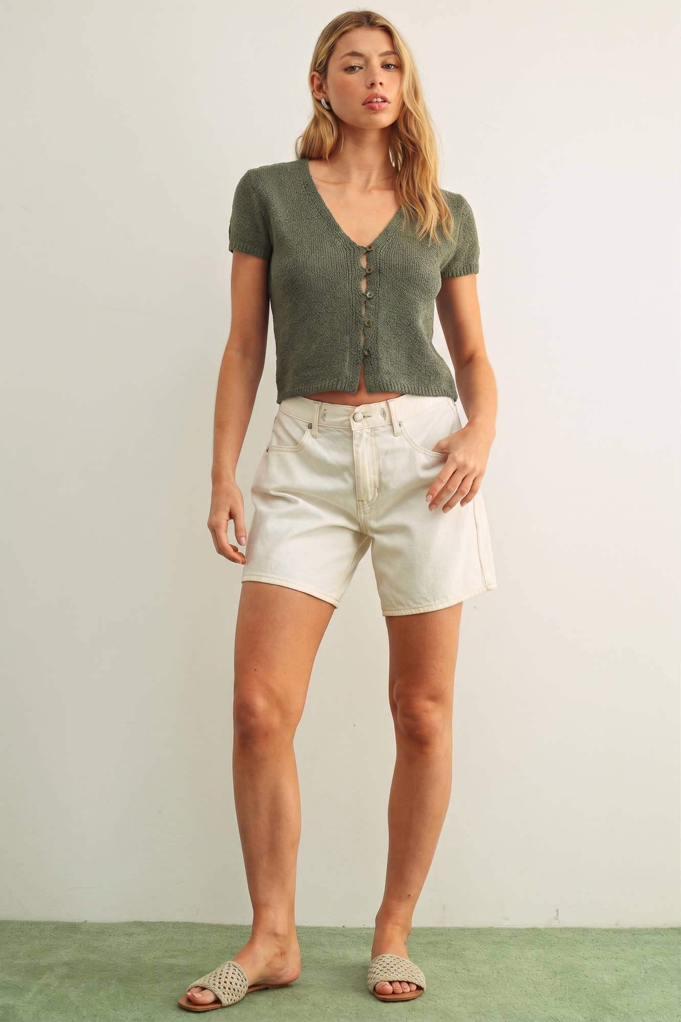 CAP SLEEVE BUTTON FRONT TOP: CACTUS