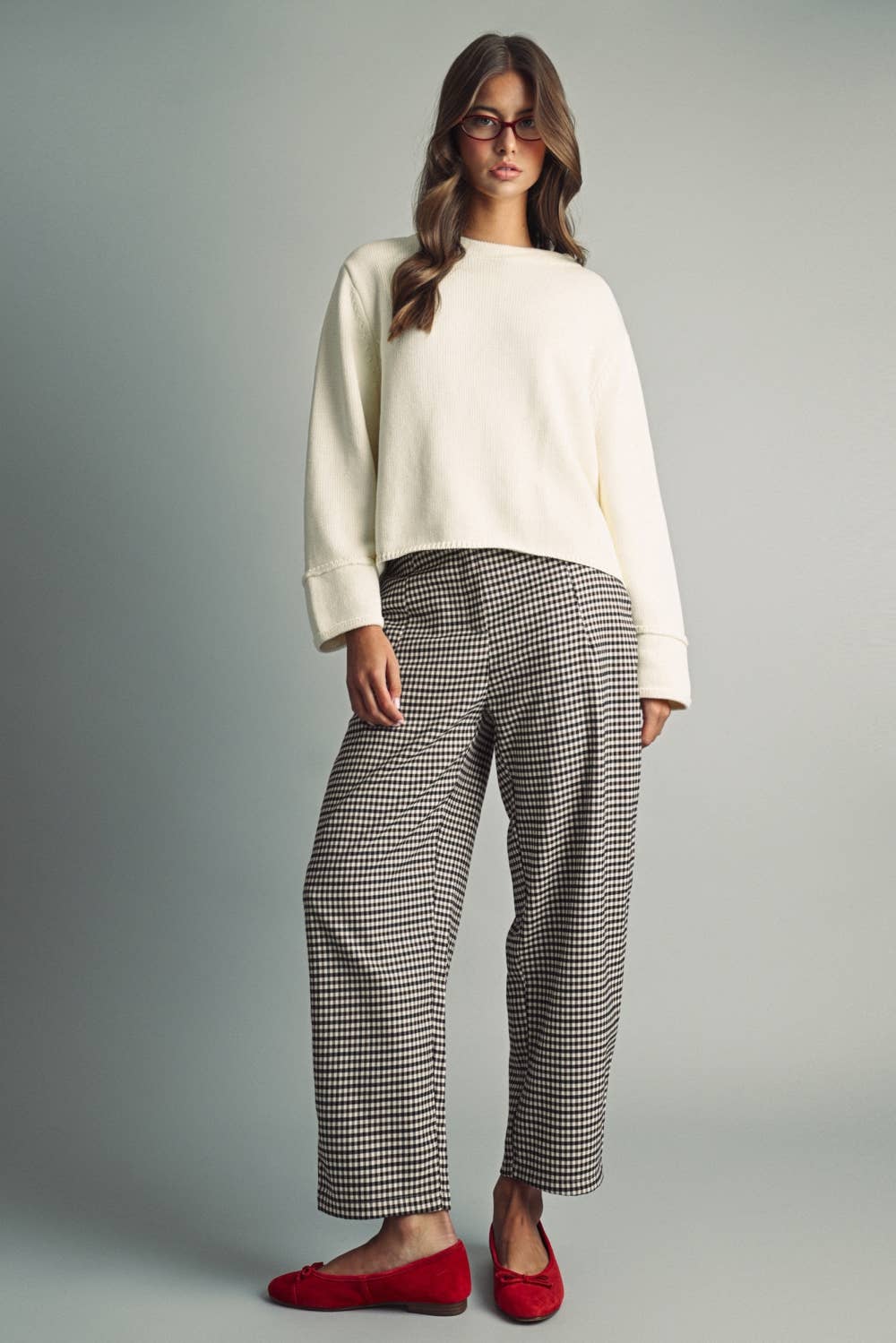 PLAID PATTERN BARREL PANTS: BROWN/BLACK