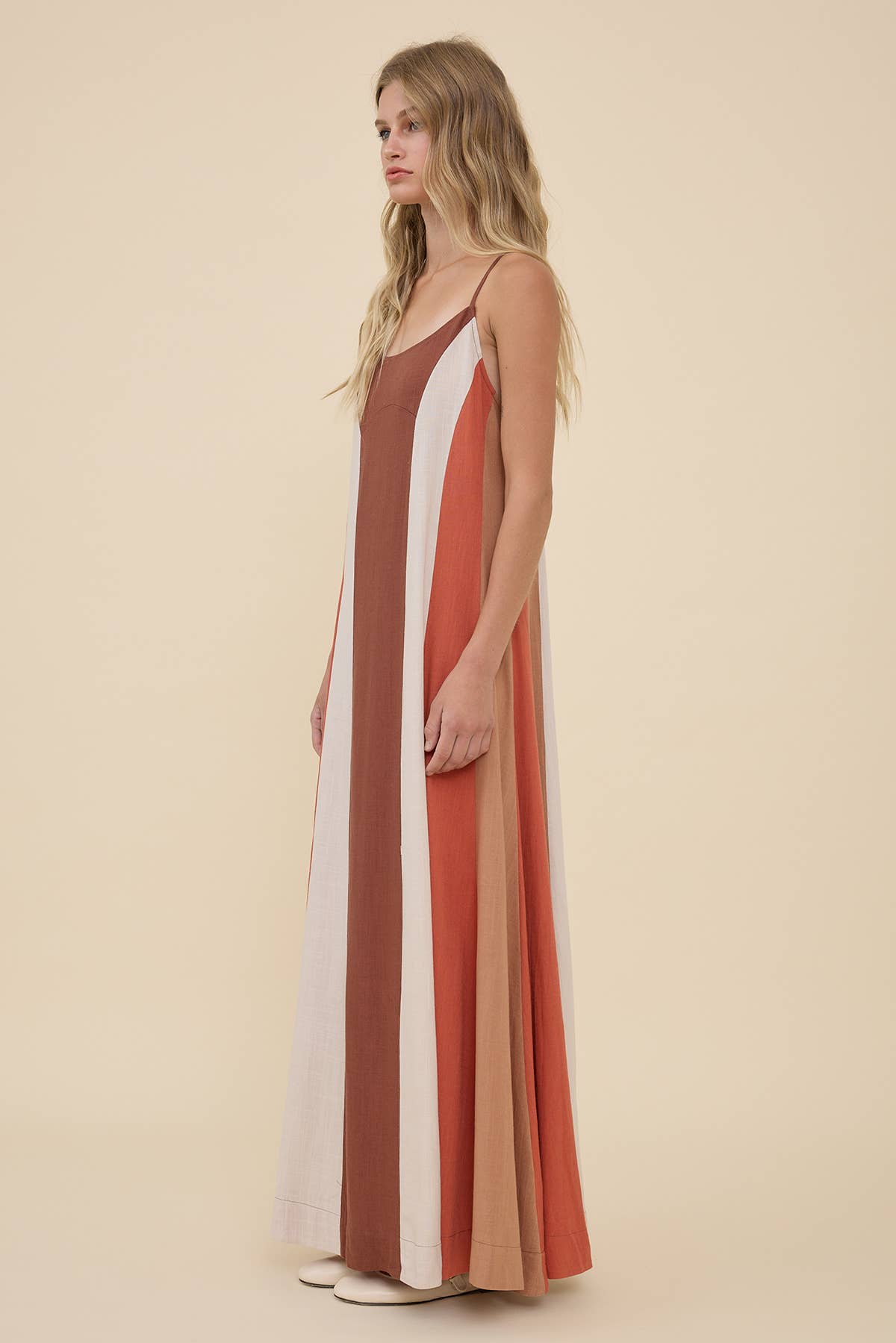 Colorblock Flowy Maxi Slip Dress: NATURAL MIX