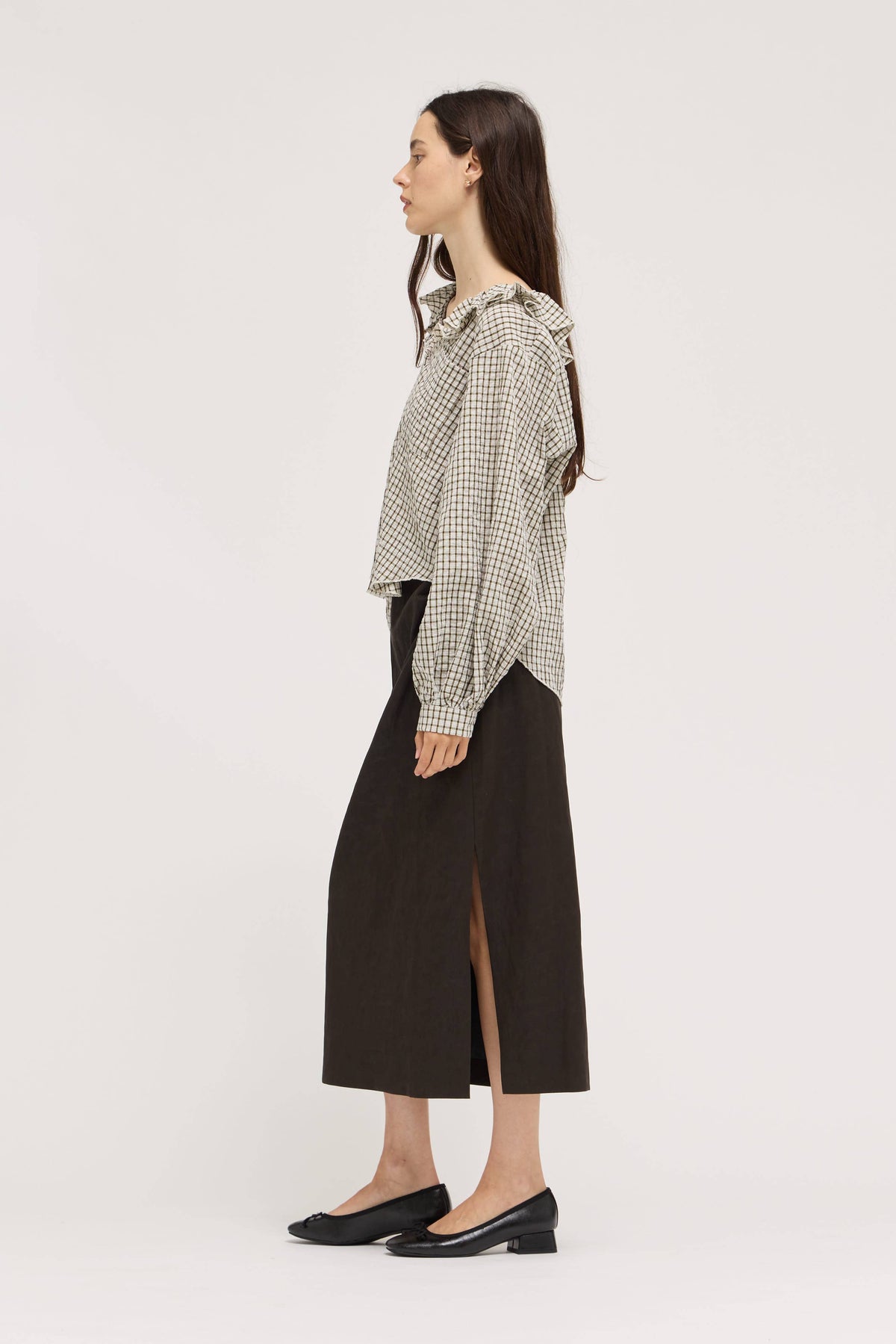 RUFFLE PLAID BLOUSE: OLIVE