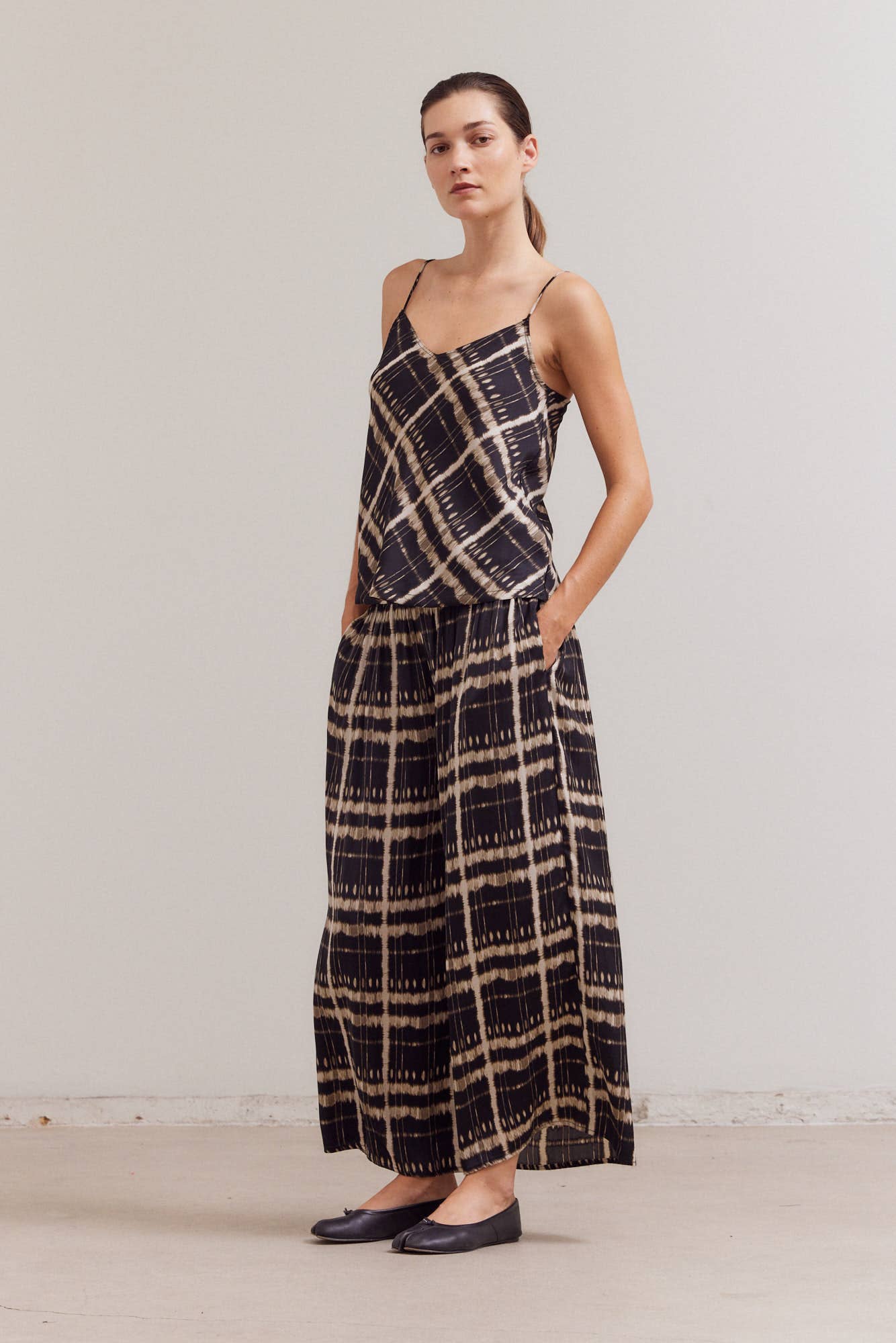 WIDE PRINT PANTS: MULTI