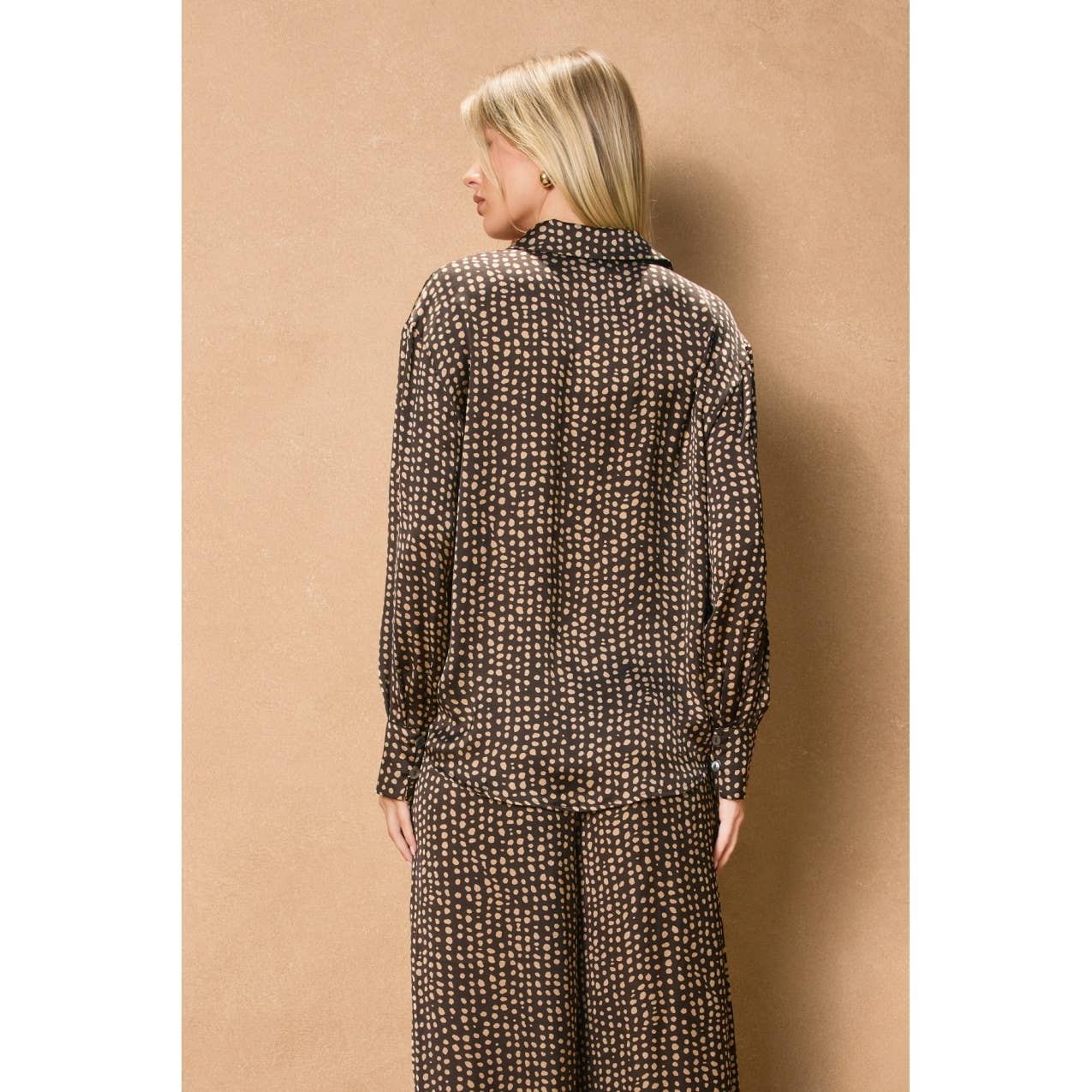 Smoke and Sand Collared Shirt: UMBER/TAUPE