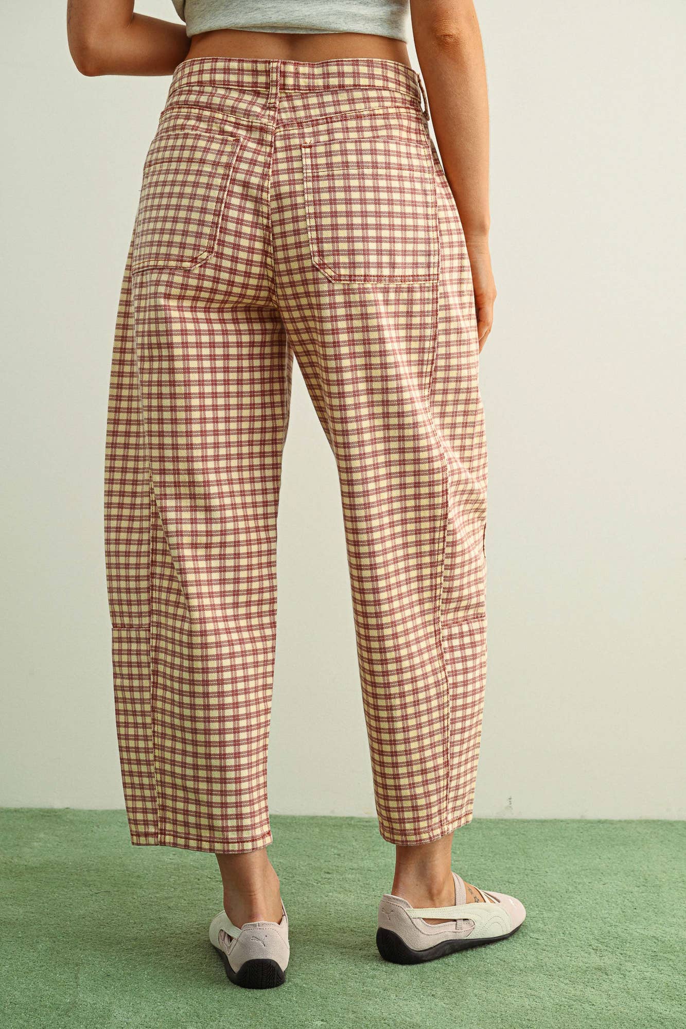MINI CHECKER PATTERN BARREL PANTS: ROSEWOOD