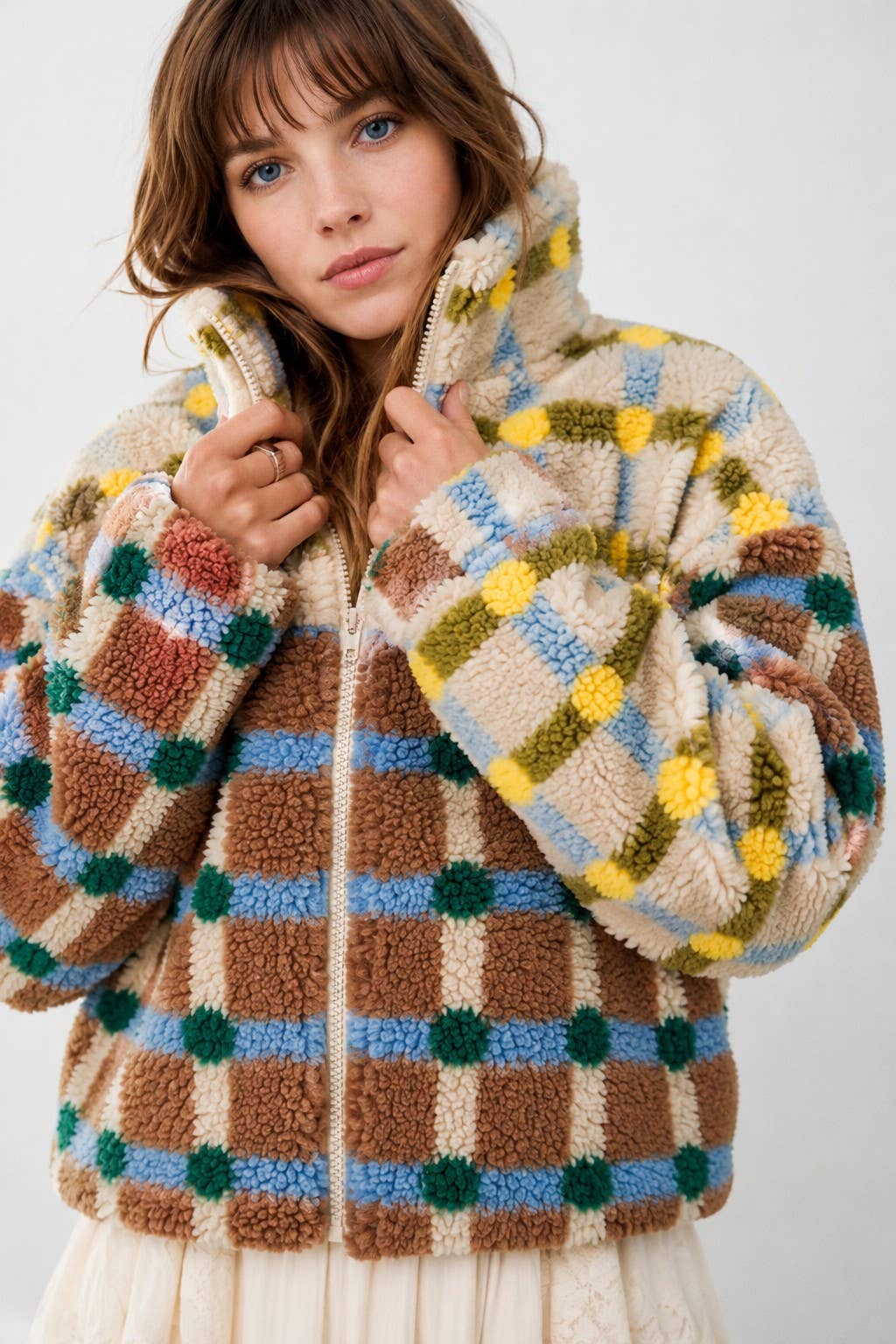MIXED PLAID COLOR BLOCK SHERPA ZIP-UP JACKET: BROWN/CREAM