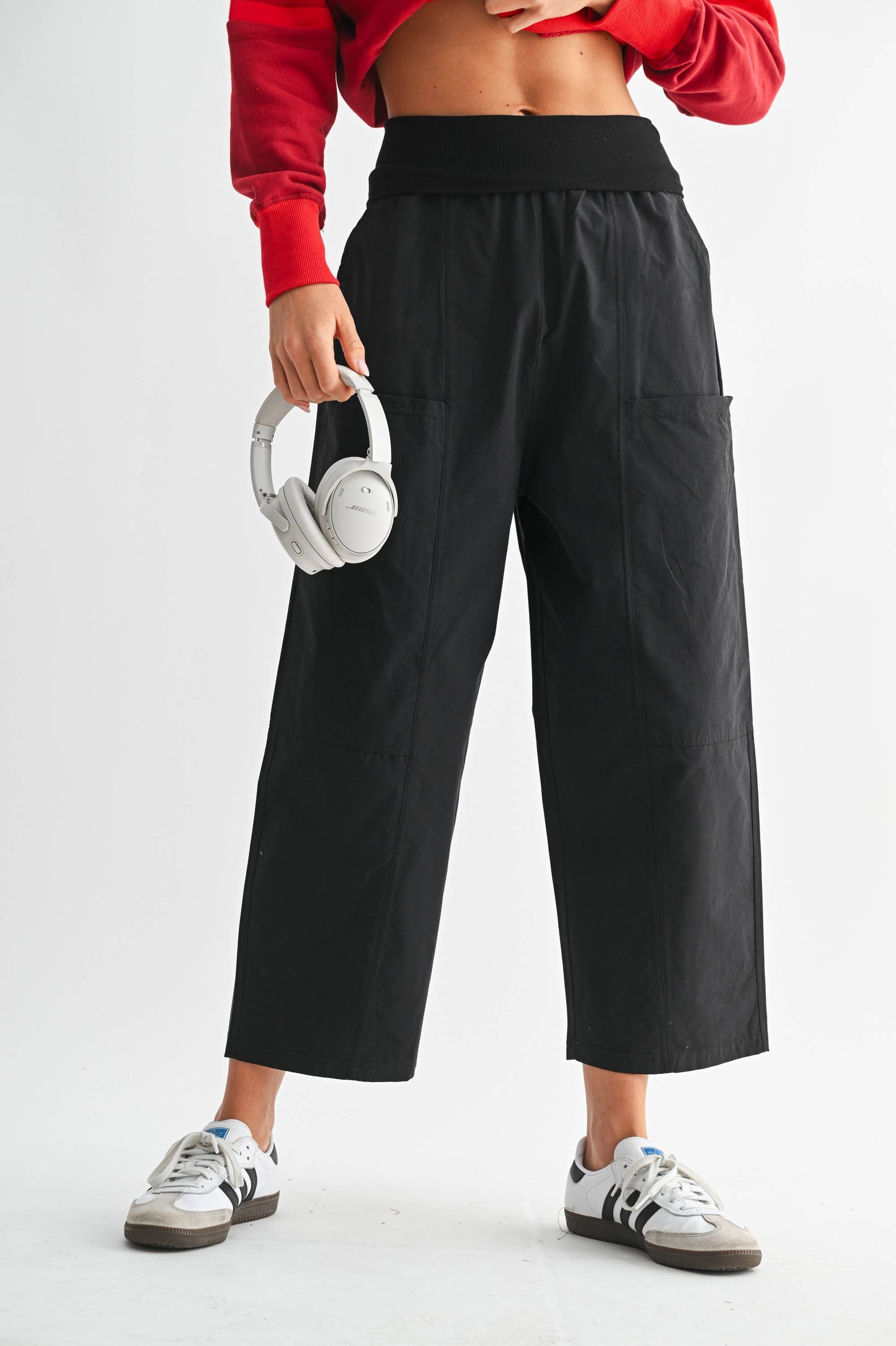Voyager Wide Leg Cropped Pants: Black