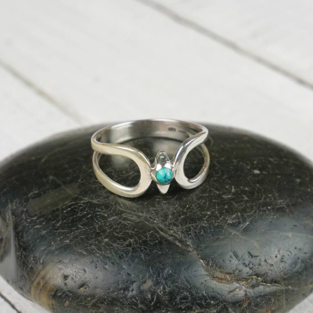 Sterling Silver Nestled Stone Ring - Turquoise