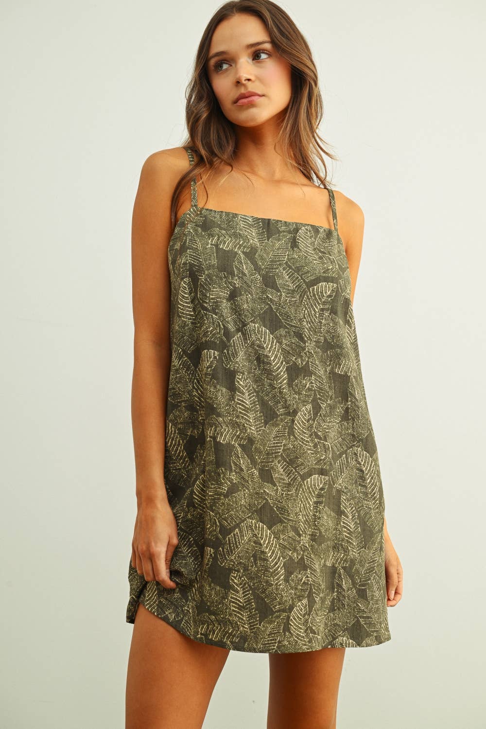 LEAF PRINT EASY DRESS: OLIVE