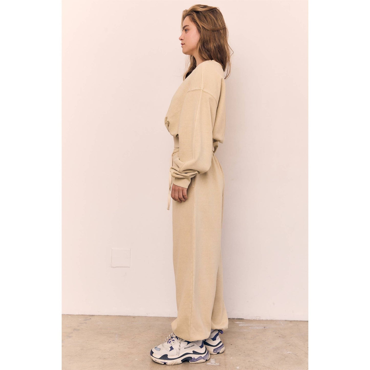 Acid Wash Cropped Balloon Sweatshirt: BLACK