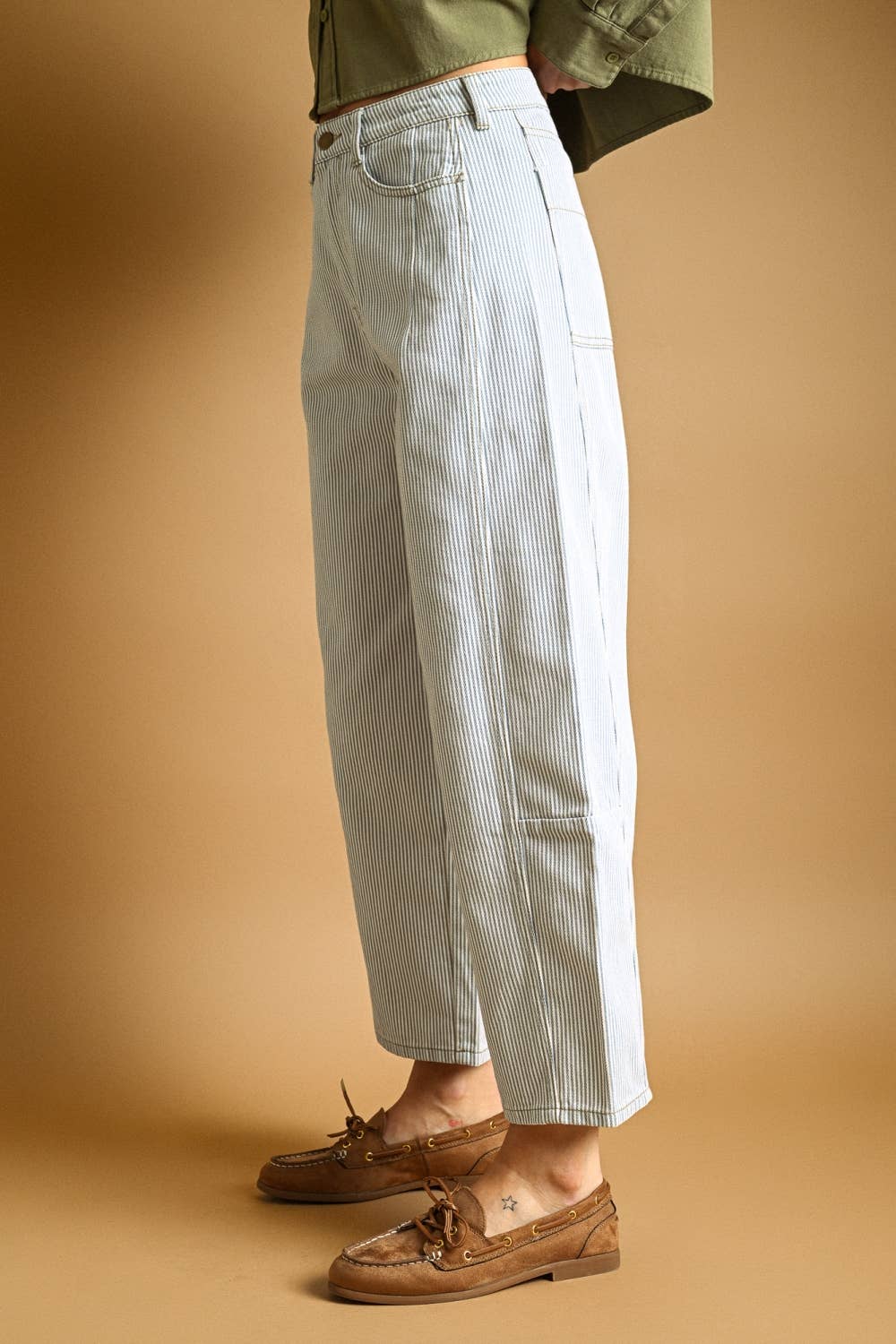 STRIPED COTTON BARREL PANTS: LT BLUE