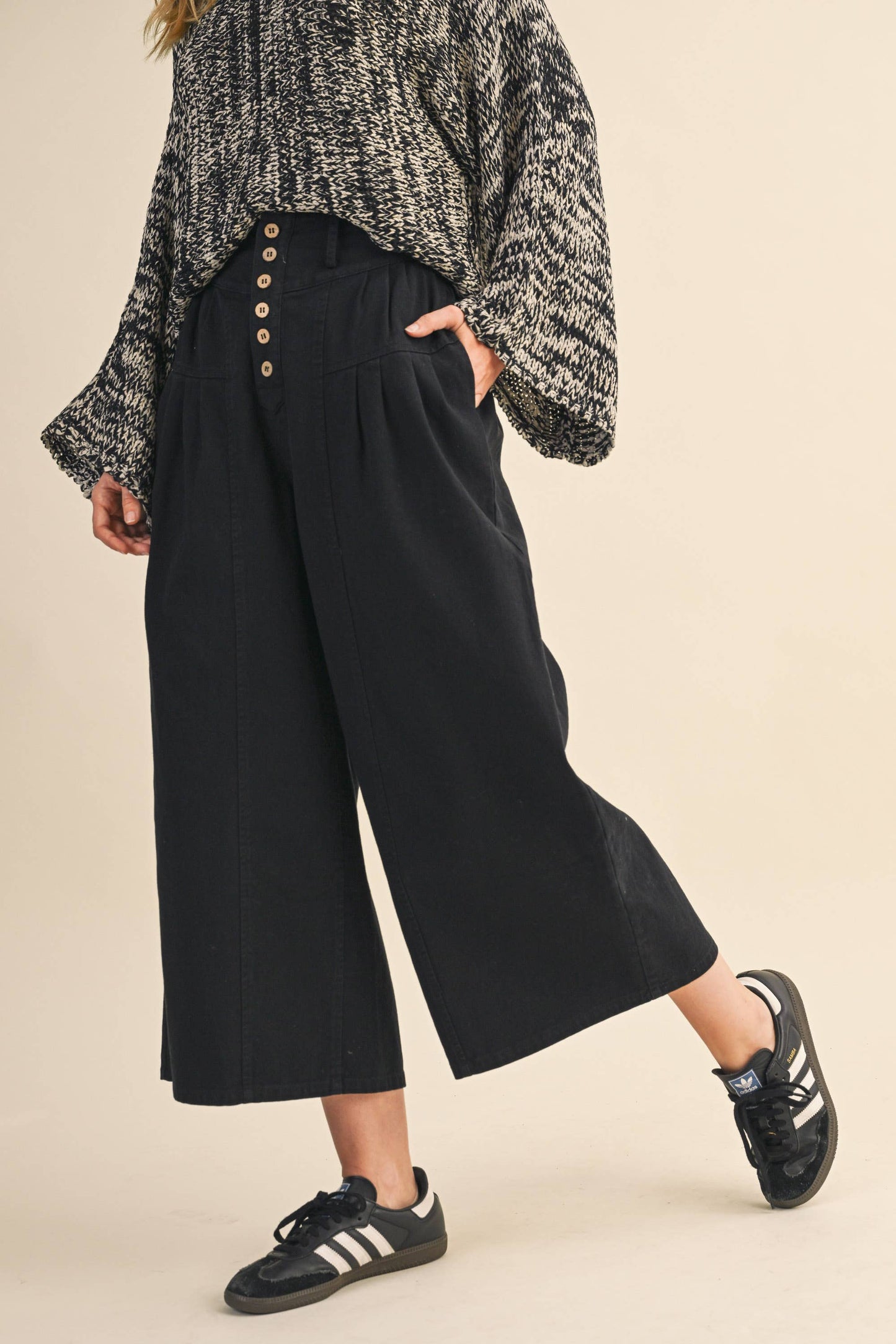COTTON TWILL HIGH WAIST CROPPED WIDE LEG PANTS: Black