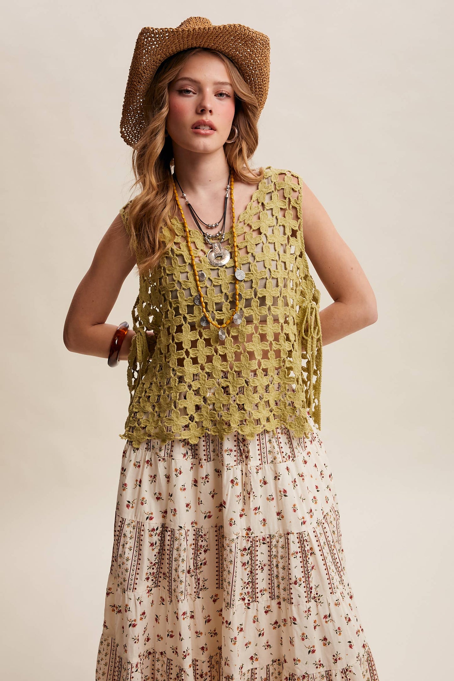 Flower Crochet Sleeveless Tank: Light Green