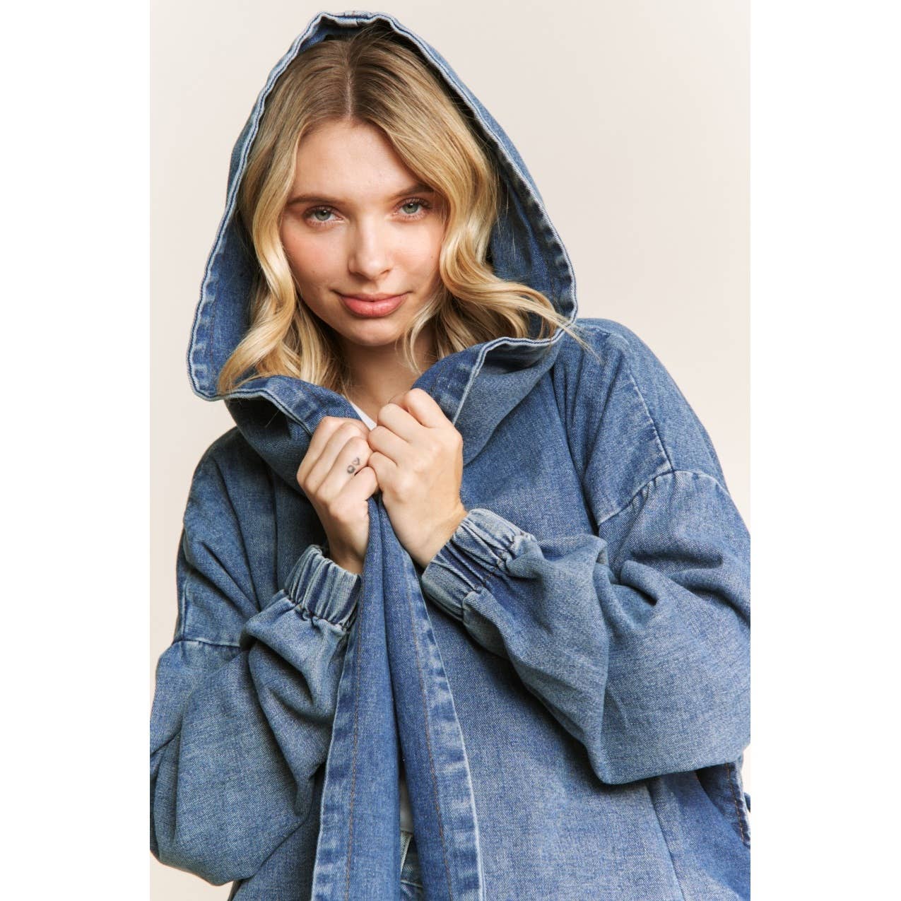 VINTAGE DENIM WASHED HOODED COAT SHACKET: Medium Denim