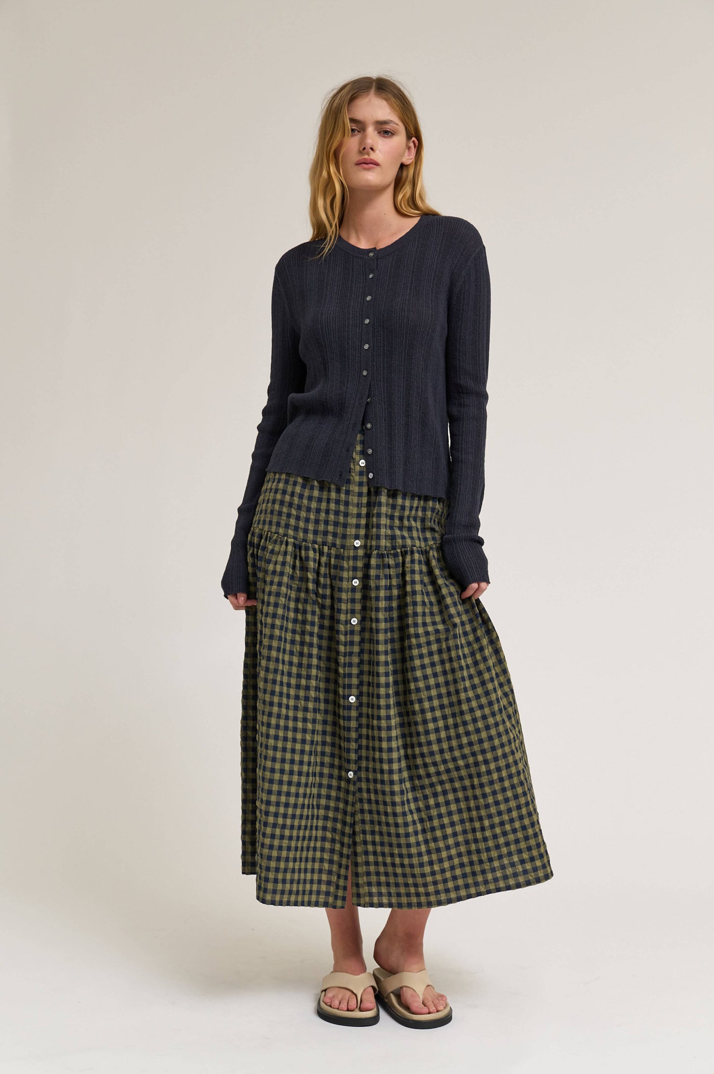 FRONT BUTTON CHECK SKIRT: OLIVE