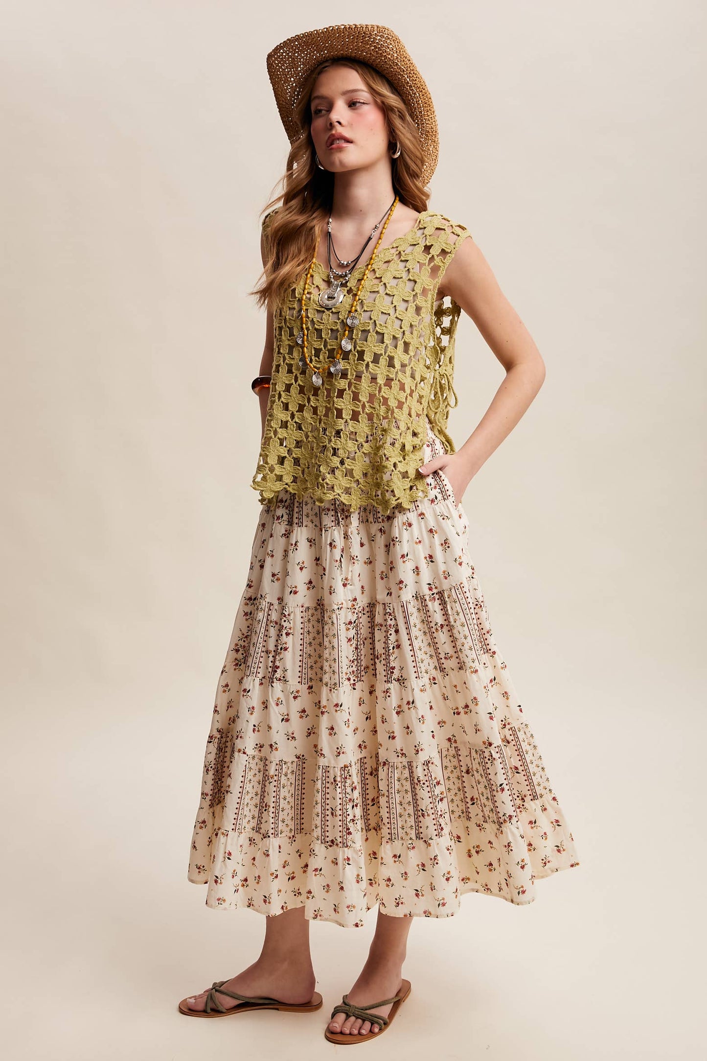 Flower Crochet Sleeveless Tank: Light Green