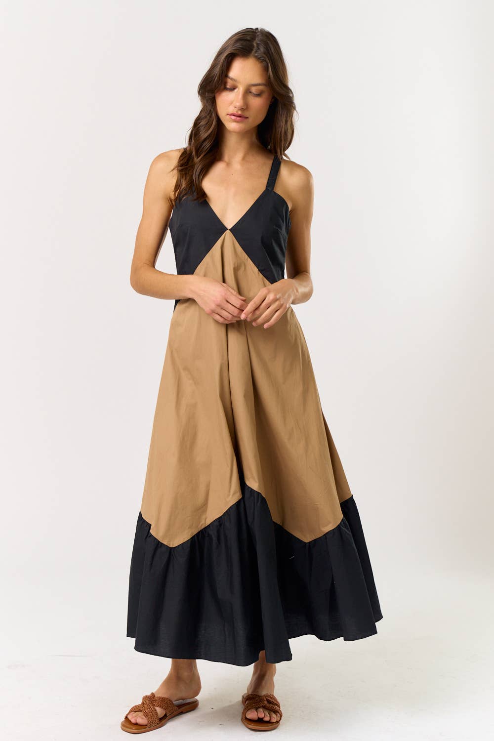 COLOR BLOCK TANK MIDI DRESS W/ POCKETS : BLACK-TAUPE
