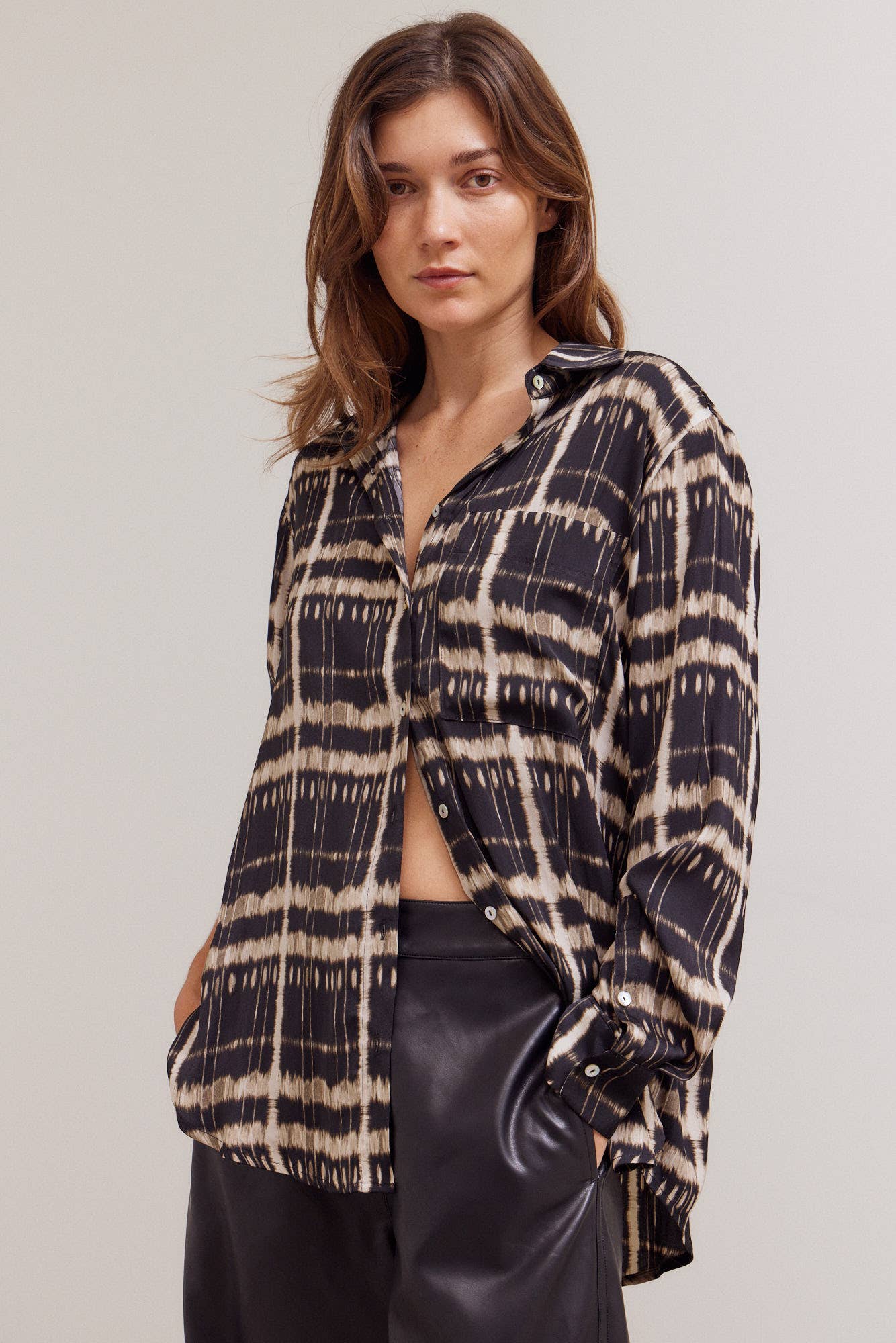 PRINTED SATIN SHIRT: Mulit